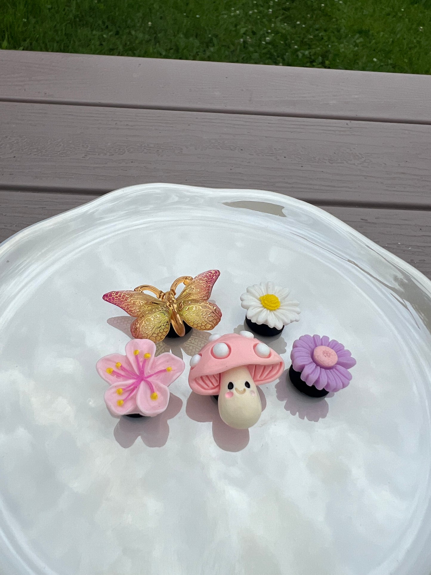 Summer Garden set of croc bling 14